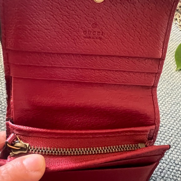 Gucci Red and Beige Card Holder with Bee Accent - Picture 7 of 12